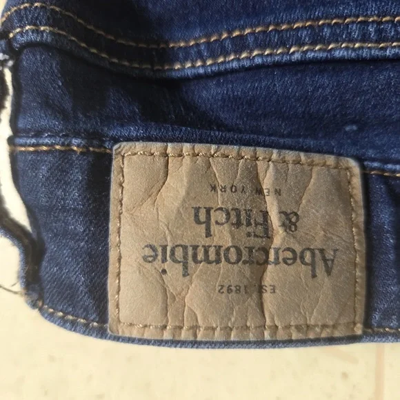 Abercrombie & Fitch Indigo Skinny Jeans - Picture 6 of 6